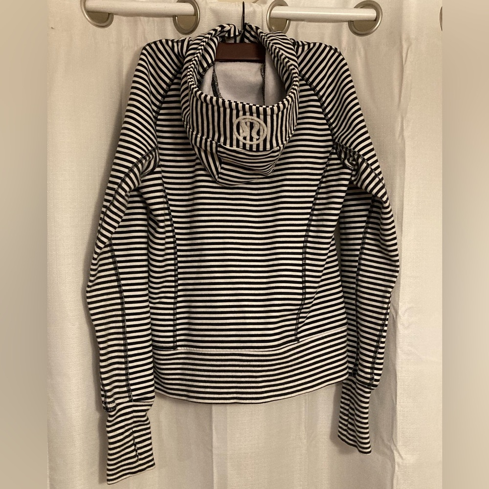 Lululemon Scuba Jacket (good used condition)